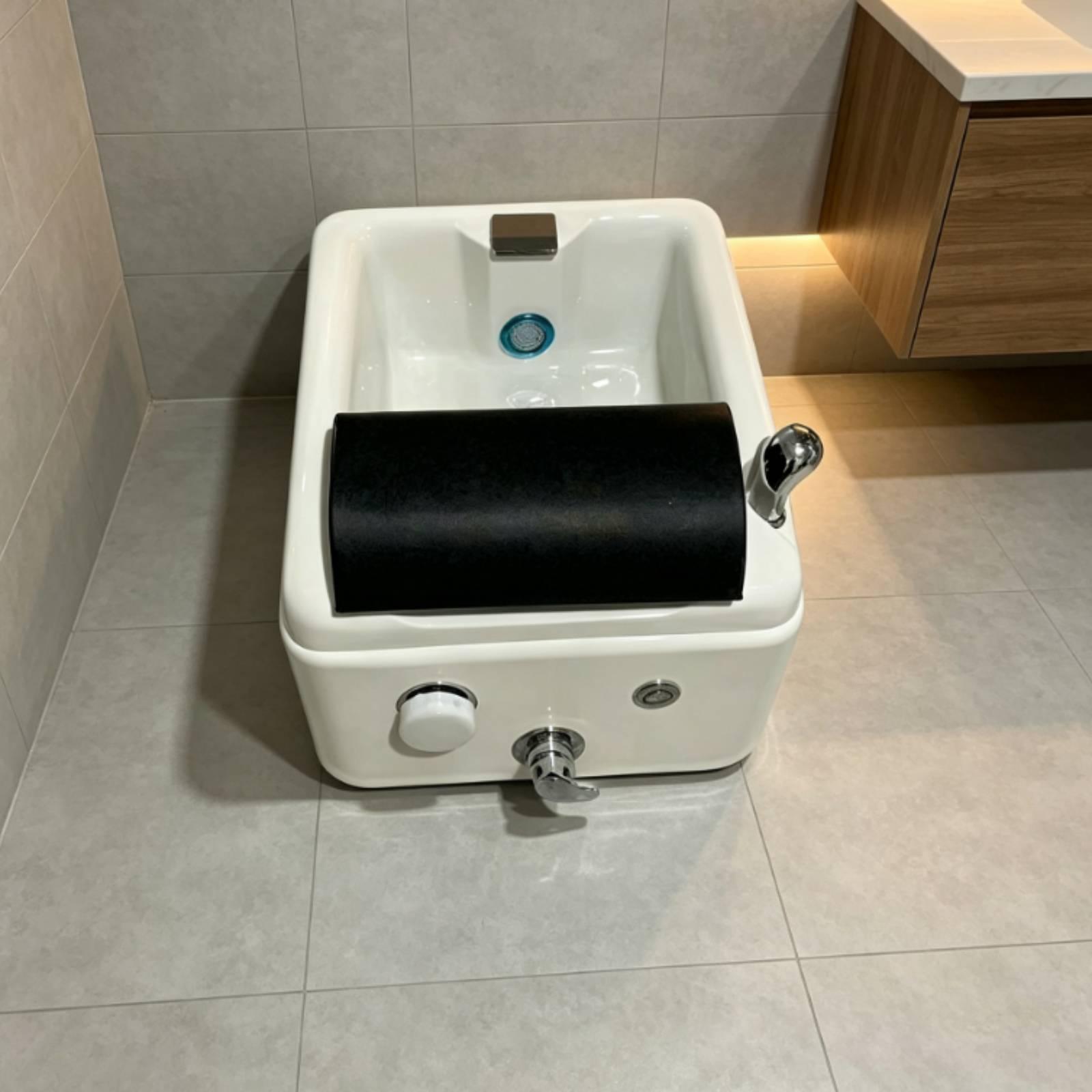 Foot Spa - Foot Bath Basin with Footrest Built-in